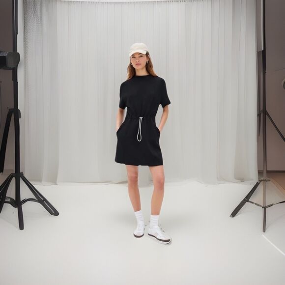 VARLEY DOUBLE SOFT Maple Dress Size Black SZ M NWOT - Picture 1 of 11